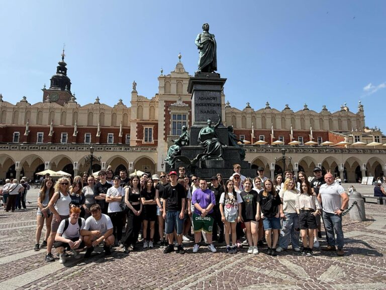 Wycieczka szkolna – Oświęcim, Kraków i Energylandia