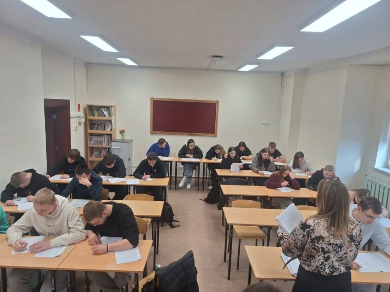 Egzamin Zawodowy klas III branżowych